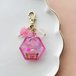 KOHAKUTO BOTTLE♡ピンク　　　シャカシャカ　キーホルダー　レジン　アニマル　スイーツ　プレゼント　ミニチュア　フェイクスイーツ　琥珀糖　アニマル　くま　ピンク　ボトル　こはく糖