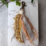 【金木犀のスワッグチャーム】秋のバックチャーム　キーホルダー　ギフト　n005