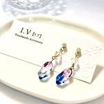 鉱石 レジン ピアス 暁/青　紫 サージカルステンレス 金属アレルギー対応　シンプル　キラキラ　透明感　上品　軽い　揺れるピアス