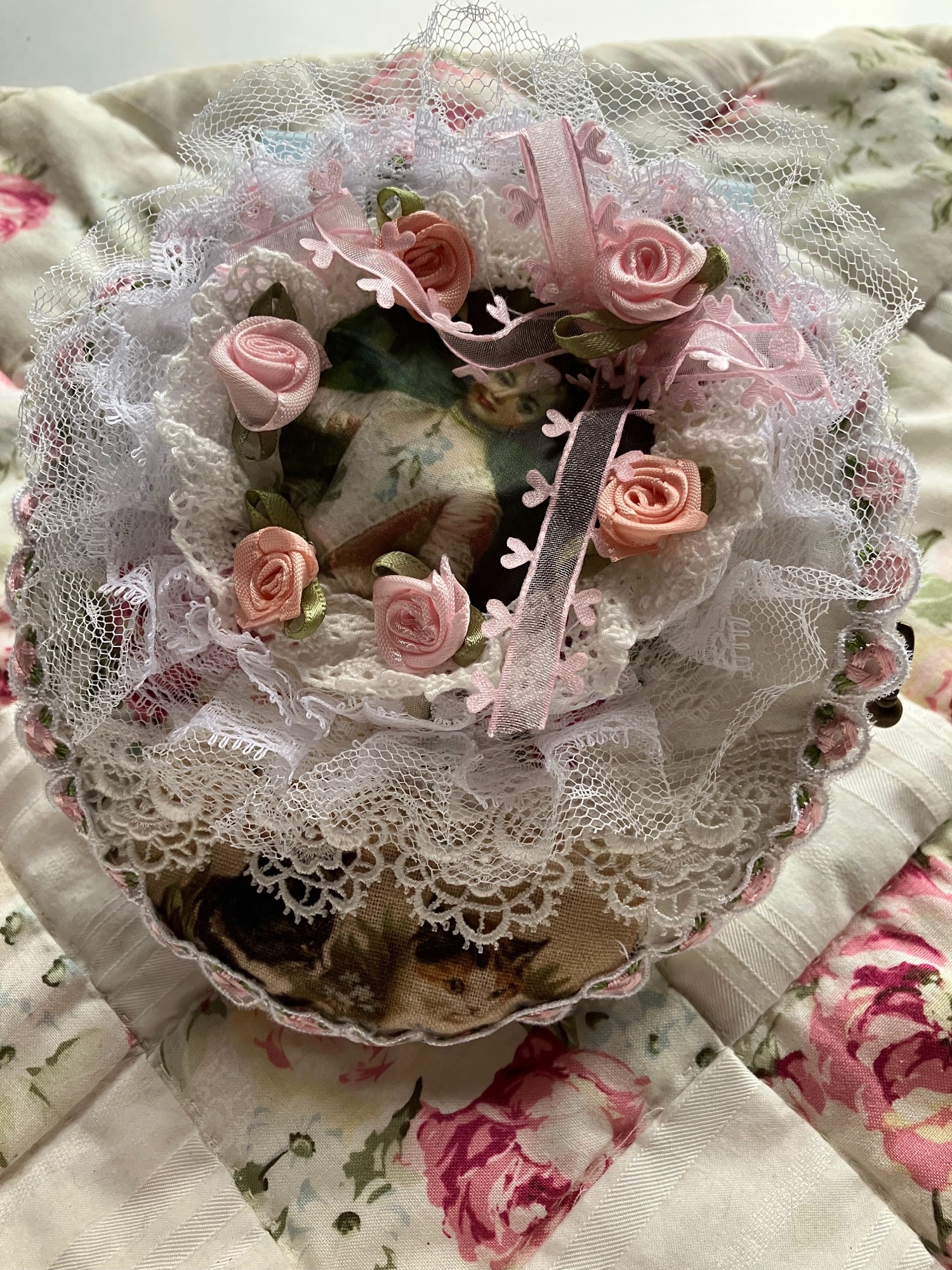 アップリケ　キルト　タペストリー　山と馬のいる風景 アップリケ キルト タペストリー 山と馬のいる風景