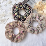 New＊フラワー刺繍 ＊シュシュ＊   インド刺繍リボン ヘアアクセサリー 