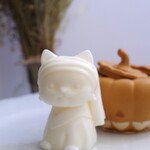 小さなフェルメール猫のアロマオブジェ