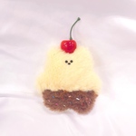 プリンアラモードなくま宇宙人くんのぬいぐるみ