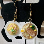 ミニチュア 昔ながらのチャーシュー醤油ラーメンとチャーハンのピアス