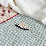 おはなバブーシュカ(ライトベージュ×ネイビー)