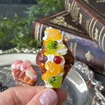 華やかフルーツクリームクロワッサン　みかんとキウイ　バックチャーム ☆フェイクスイーツ☆フェイクパン☆食品サンプル☆