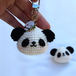 パンダ🐼、キーホルダー、毛糸編み、可愛らしい