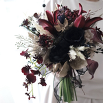 ボルドーシックブーケ　ウェディングブーケ　クリスマスブーケ　ブートニアセット