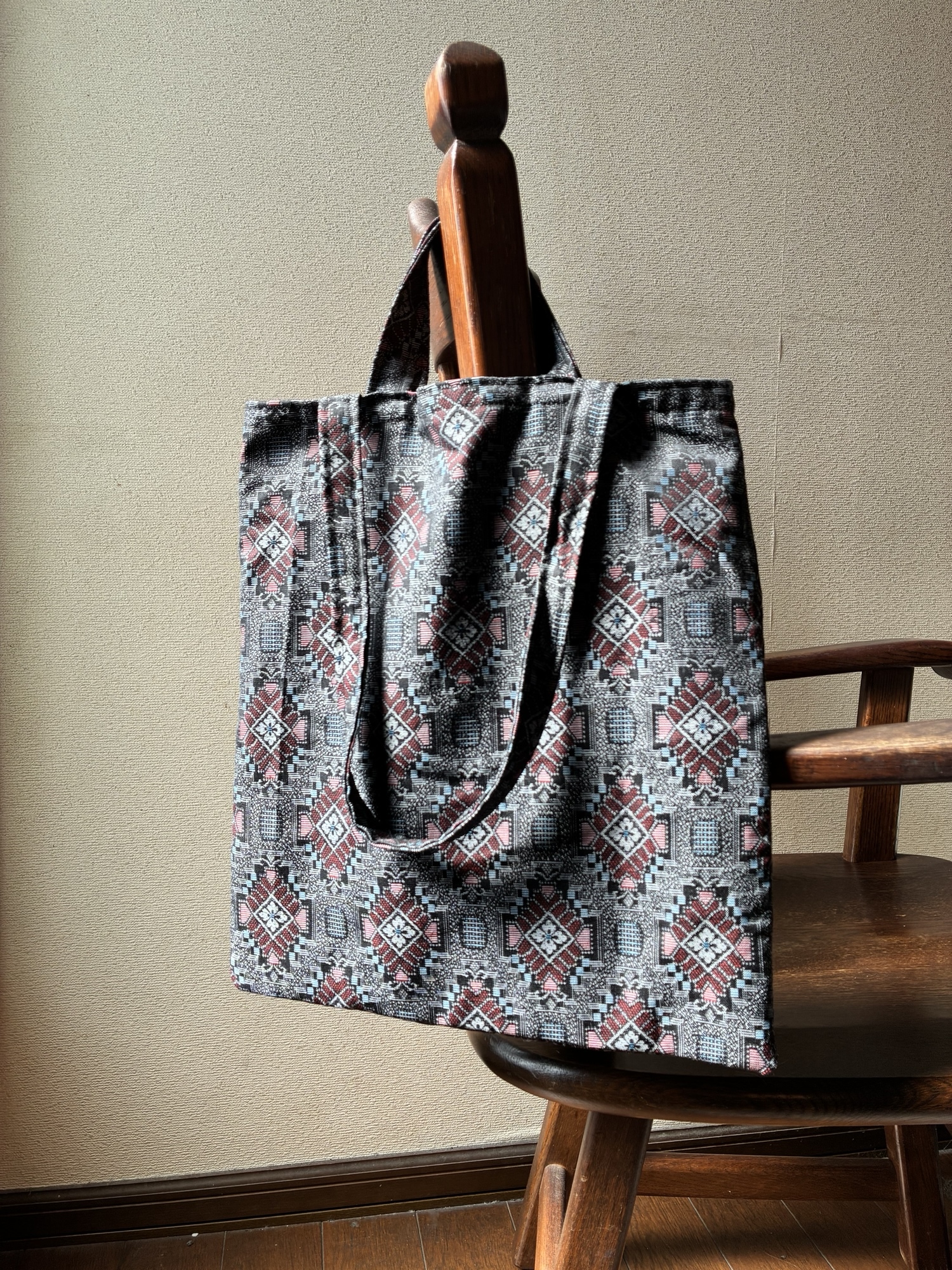 大島紬 さま·͜·ᰔᩚBOX型トートバッグオーダー❤︎ 大島紬風トートバッグ - mamem0m0 | minne byGMOペパボ 国内最大級の