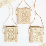 首から下げられるお守り袋　リネンネックポーチ　キーケース　インド刺繍リボン