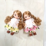 ミキちゃんマキちゃん　服セット　ワンピース（お花畑）