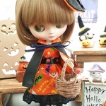 ミディブライスの　ハロウィンワンピースとマント　オレンジ