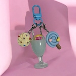 限定品❤︎【送料無料】♡スイーツモチーフ好きさん集まれ❤︎推し色カラースイーツキーホルダー　ブルー系　バッグチャーム　キーチャーム♡