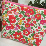 リバティベッツィ❤️ポーチ