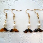 再販♥べっこう風ひげのピアス