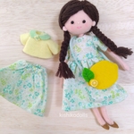T様専用ページ　着せ替え人形　木綿のワンピースの女の子