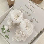 ホワイト布花イヤリング