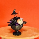ミニチュアフラワー　ハロウィンアレンジメントフラワー　ブラック