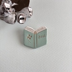 陶ブローチ【BOOK】ミントグリーン