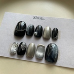 《ベリーショートのみ》ブラックとシルバーのネイルチップ