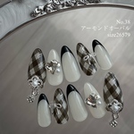 【人気No.2】黒チェック 地雷系 ワンホン 量産型 推し活 フレンチガーリー 韓国 ネイルチップ