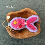 【再販】　コラソンおさかな　お守り　刺繍　キーチャーム　バックチャーム　チャーム　キーホルダー　おさかな　さかな　魚　刺繍チャーム　toi.toi.toi. アメジスト　おさかなチャーム　魚チャーム