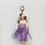 美人フラダンサー🌺　ドールチャーム　バックチャーム　レッスンバック　お稽古　フラダンス　フラ　フラ衣装　記念品　ギフト　ピンク