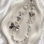 4.ビーズストラップ スマホストラップ 推し活　ビーズアクセサリー　ビーズキーホルダー　くま　リボン　ハート　シルバー