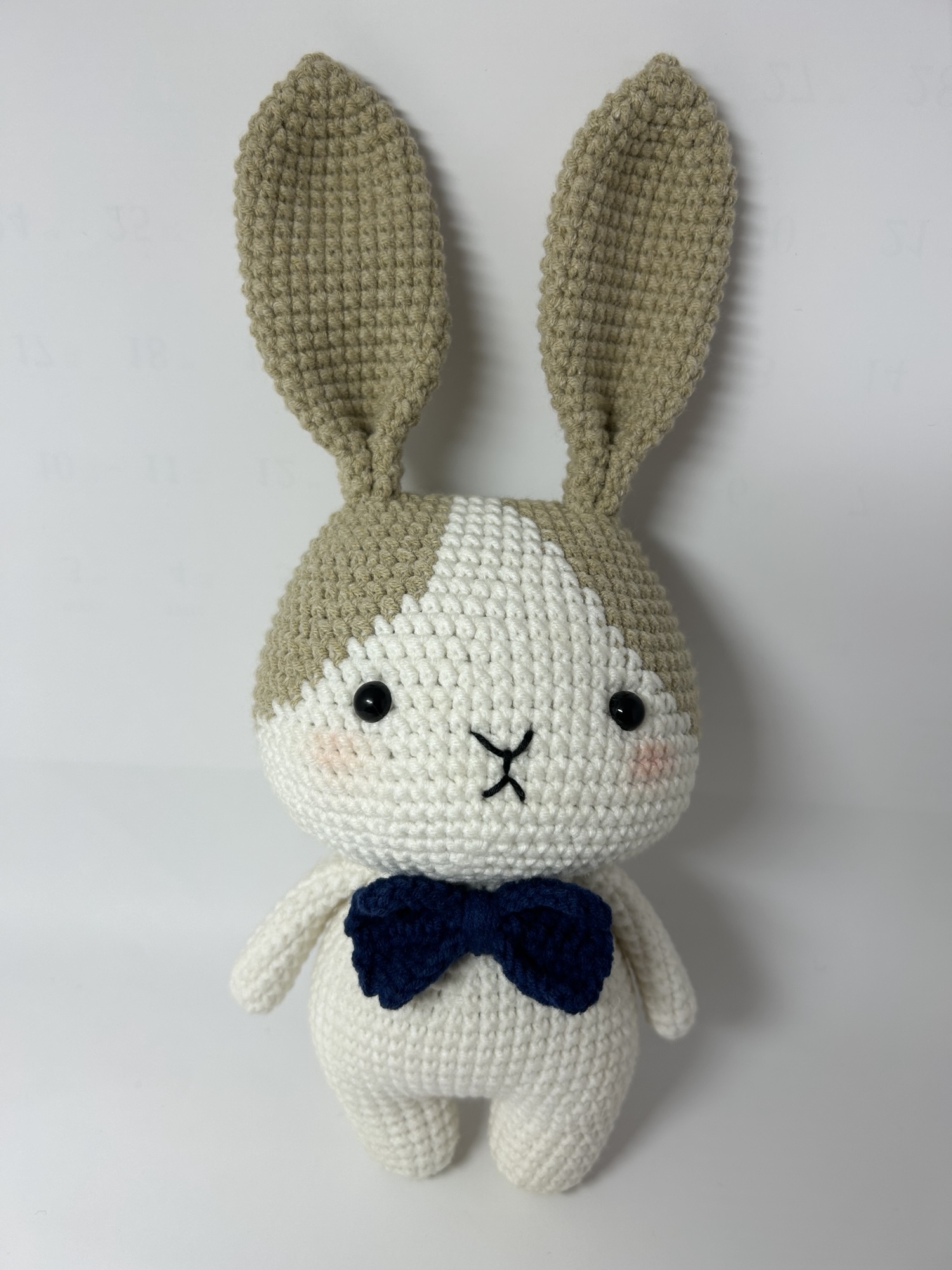 ハンドメイド　ウサギの編みぐるみ　限定品
