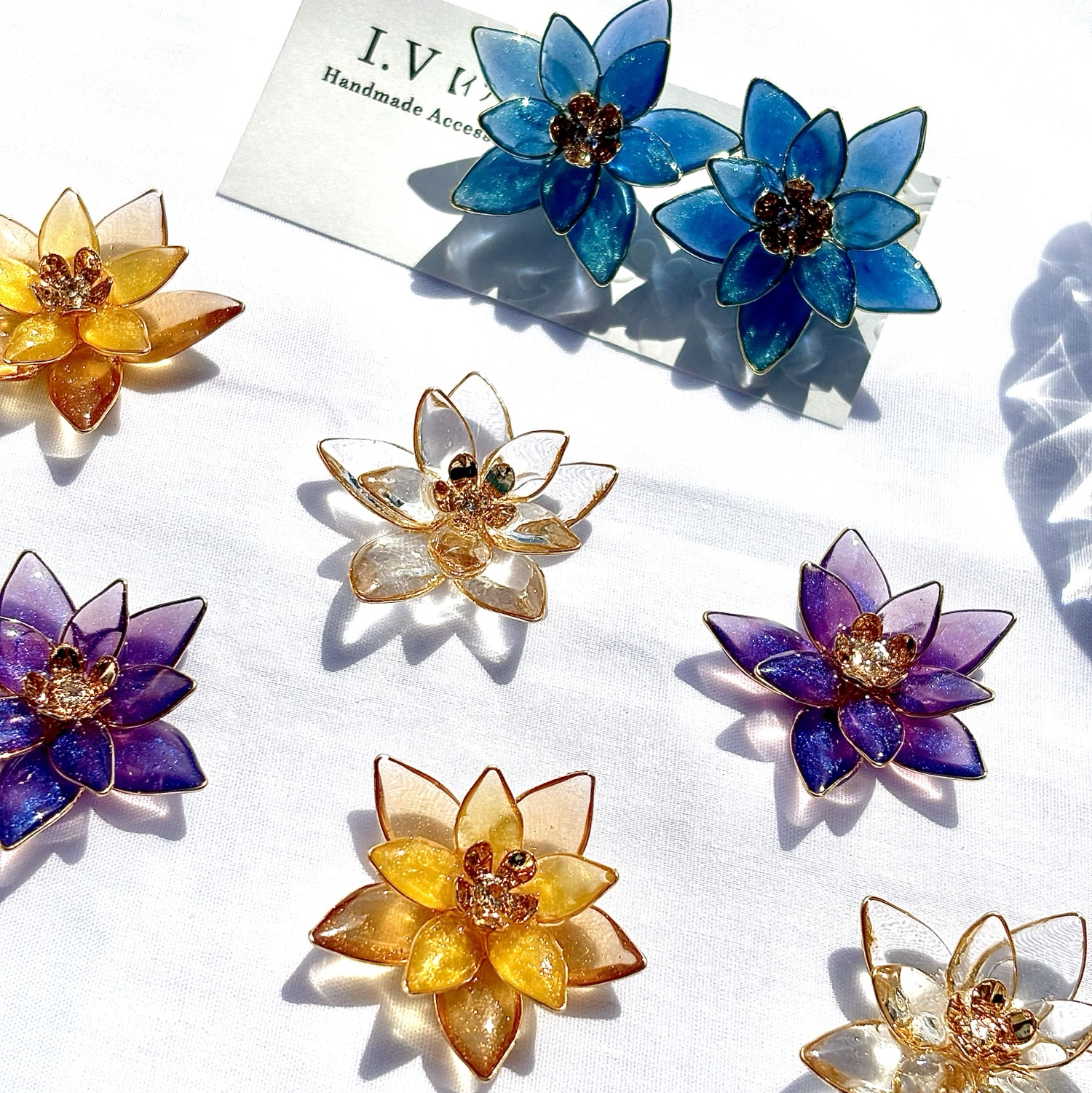 蓮の花 ピアス イヤリング / 蓮 ロータス レジン フラワー ワイヤー