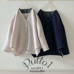 選べる2色【受注生産】柔らかワッフル生地のVネック・フレアー・変形ヘム・カーディガン・裏水玉柄・長袖