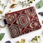 インド刺繍生地のティッシュケース付きミニポーチ カラビナ付き ダークレッド