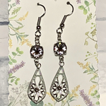 クールなエスニックイヤリング　