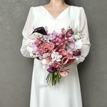 ピーチ×ダークパープル・カラーリリィのアシンメトリーデザイン