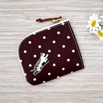 送料無料　パカっと開いて使いやすいL字ファスナー財布　コンパクト財布　ハーフウォレット　ねこ刺繍＋ドット（ブラウン）