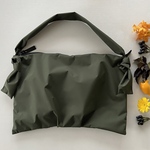 雨でも安心＊ふんわり軽量＊撥水バッグ＊ナイロン＊2wayビッグサイズショルダー＊A4収納可能　