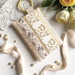 ネコ刺繍/インド刺繍×ふんわりキルト★カラビナ付きフラットポーチ/マルチケース
