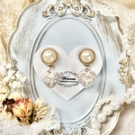 大ぶり 大人かわいいハートチャームピアス