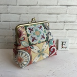 ゴブラン織りのがま口ポーチ タイル柄のポーチ 化粧ポーチ