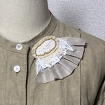 antiqueブローチ*コサージュ*リネンと手刺繍レース