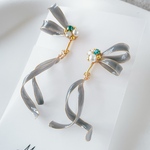 Graceful Ribbon~大人の華やぎを添えるリボンイヤリング~