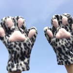 ☆残り１点☆　猫の手手袋（ヒョウ柄）