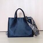 ブラック中型2wayバッグ