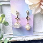 白いお花のお茶会ピアス‥★