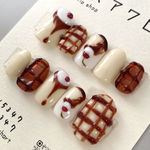人気デザイン🌟レトロ喫茶プリン🍮🤎［ネイルチップ］ポップ　かわいい　個性派　食べ物ネイル　カフェ　喫茶店　うねうね　フルーツ