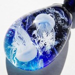 《冬のクラゲ》　ペンダント　ガラス　とんぼ玉　くらげ　雪の結晶