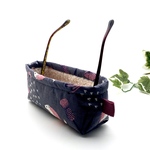 ちょい置きメガネ　メガネ置き　ペンケース　ふわふわファー【ハリネズミ】