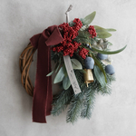 モミの木と柊のクリスマスリース　アーティフィシャルフラワー　クリスマスリース