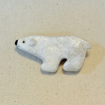 オーダー様専用ページ（peachmacaron様専用）北欧・陶土ブローチ・シロクマ