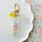 KOHAKUTO ANIMAL♡フルーツねこ✨　　　シャカシャカ　キーホルダー　レジン　アニマル　スイーツ　プレゼント　ミニチュア　フェイクスイーツ　ゆめかわ　琥珀糖　ねこ　こはく糖　フルーツ　果物